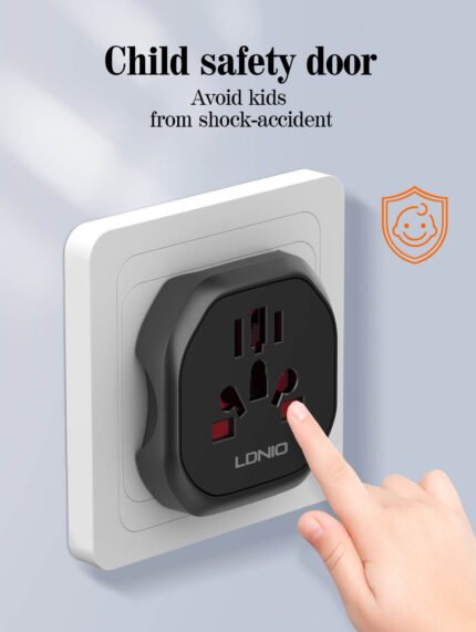 LDNIO Universal Adapter 2500W-Z7(US/AU/UK/EU) UK Plug Type - Image 9